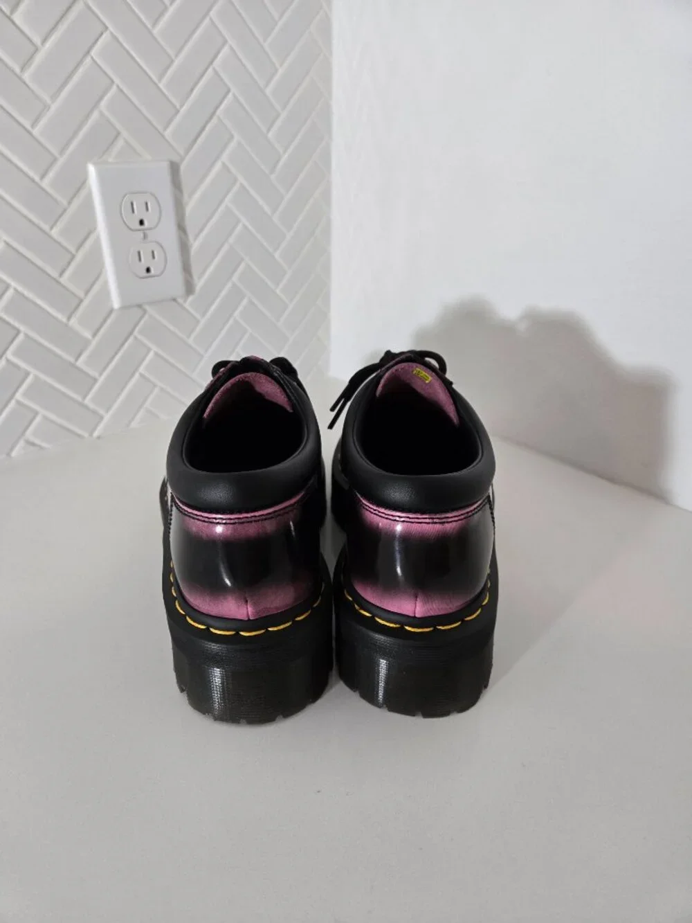 Dr Martens 8053 Quad Black&Pink Arcadia UK7 US Women's 9 Platform Padded Collar